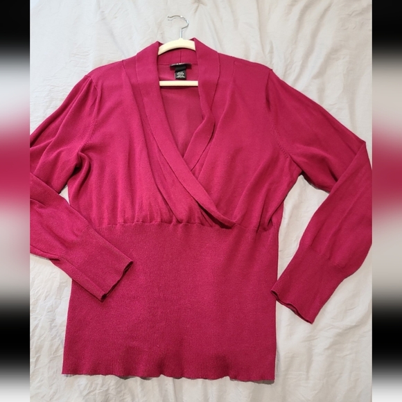 Lane Bryant Surplice, long sleeve sweater with ribbed bottom.  Burgandy SZ 18/20 - Picture 7 of 9